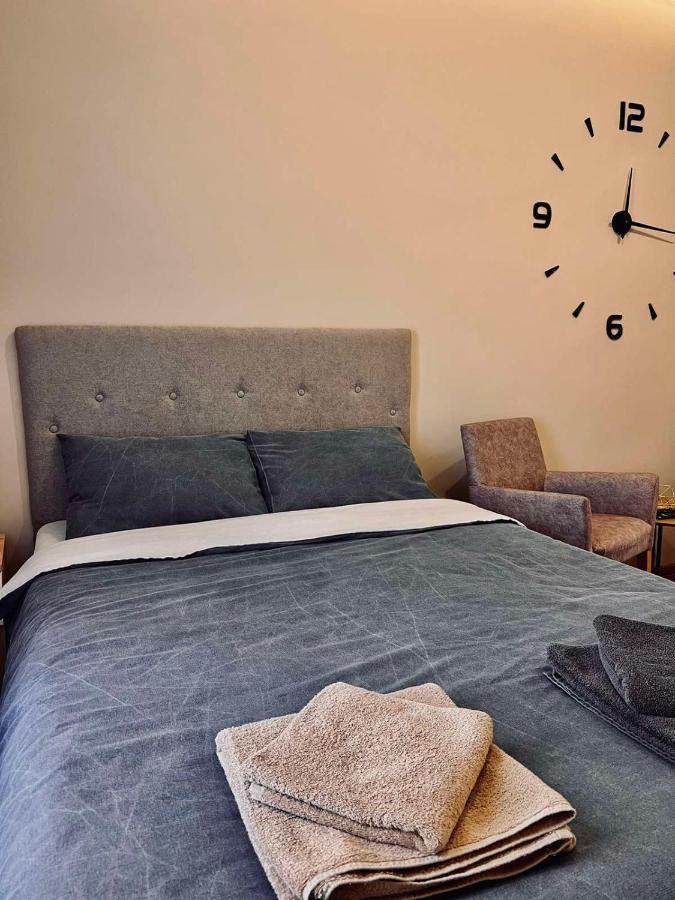 Old Gold Downtown Belgrade Apartment Luaran gambar